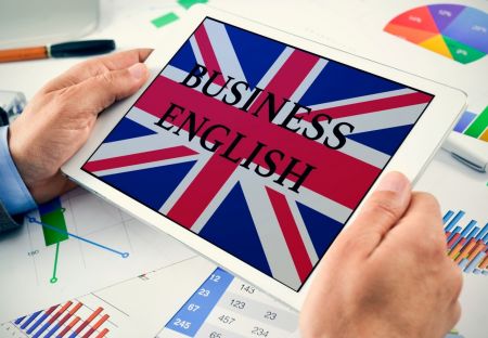 Okrogla miza: Znanje angleščine za uspešnejšo poslovno pot